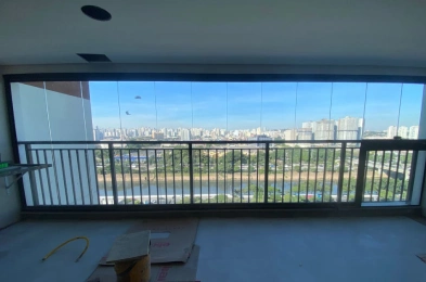Projetos de soluções em vidro de alto padrão desenvolvidos pela Sacadas Premium